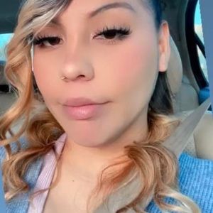 Meet your Posher, Violet